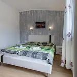 Cozy In With Wifi Apartment Piran