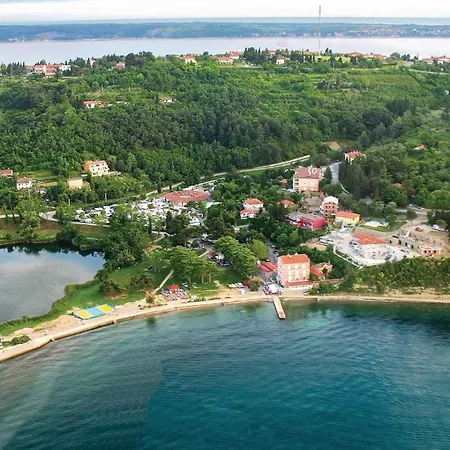 Beautiful Apartment In Piran With House Sea View Piran
